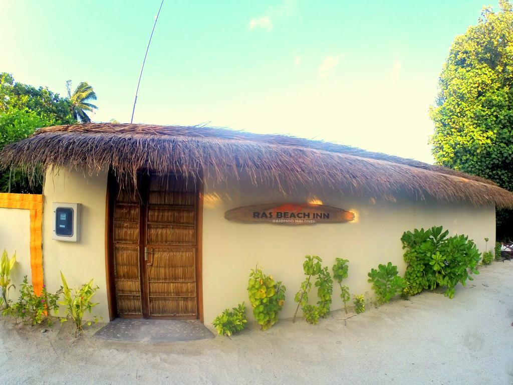 Ras Beach Inn Rasdhoo Exteriör bild
