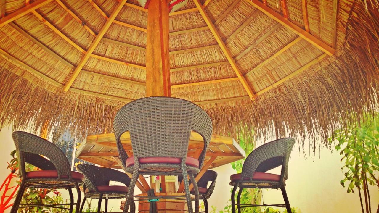 Ras Beach Inn Rasdhoo Exteriör bild