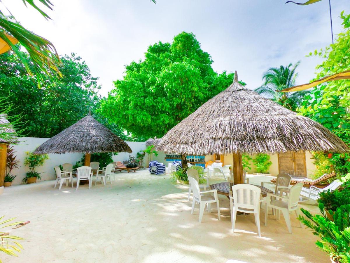 Ras Beach Inn Rasdhoo Exteriör bild